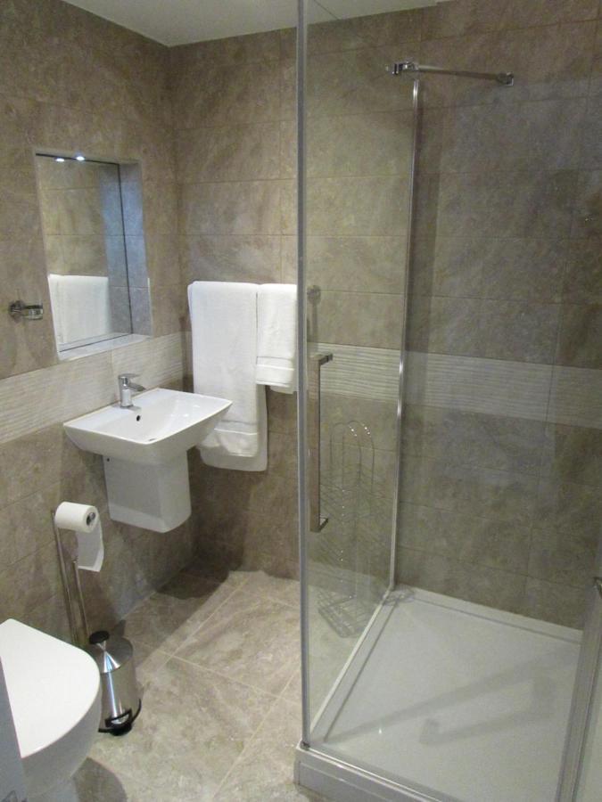 Poulton-le-Fylde Willow Lodge Hambleton מראה חיצוני תמונה